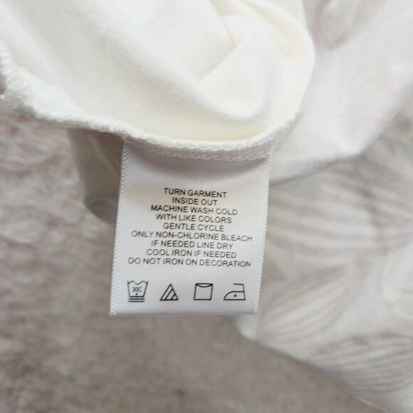 T-Shirt Size M Cream Red Olive Floral Bead Bloomcore Maximalist Vacation Casual - Picture 15 of 16